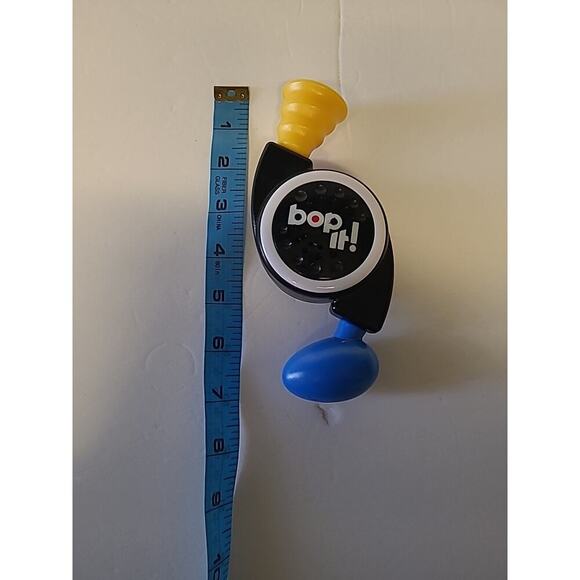 Hasbro Gaming Bop It Micro Mini Series BOP-IT Game - Used - Tested - Travel - Picture 6 of 6